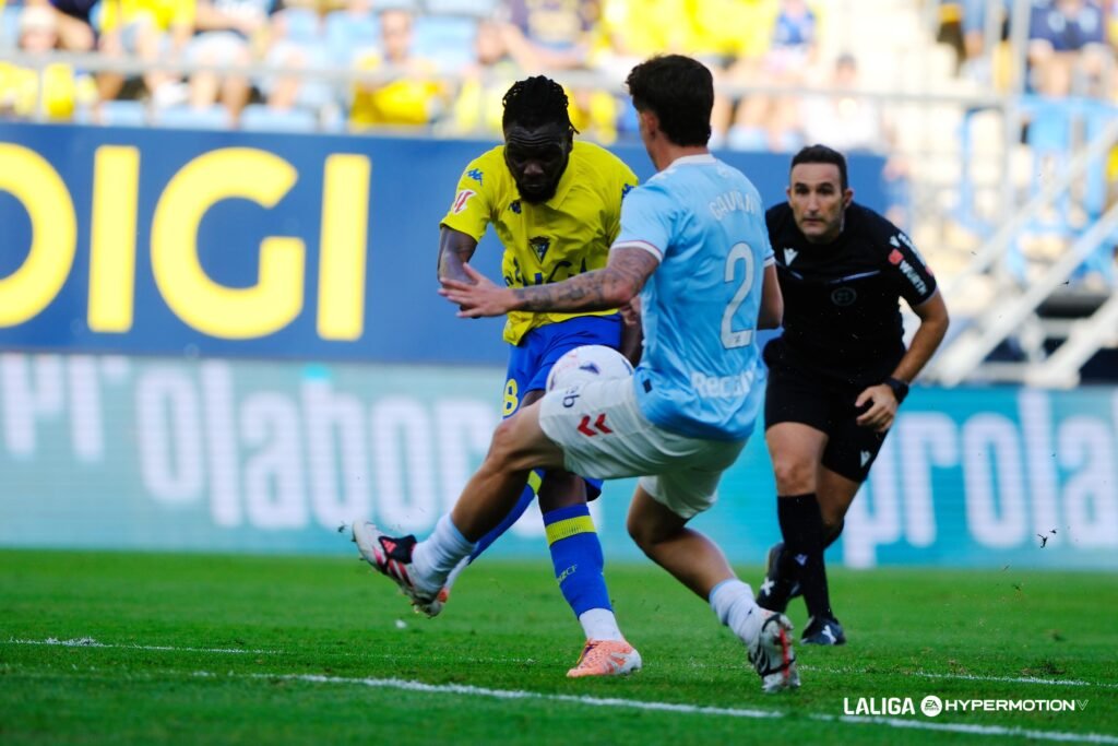 El Cádiz prepara una tercera salida en este mercado