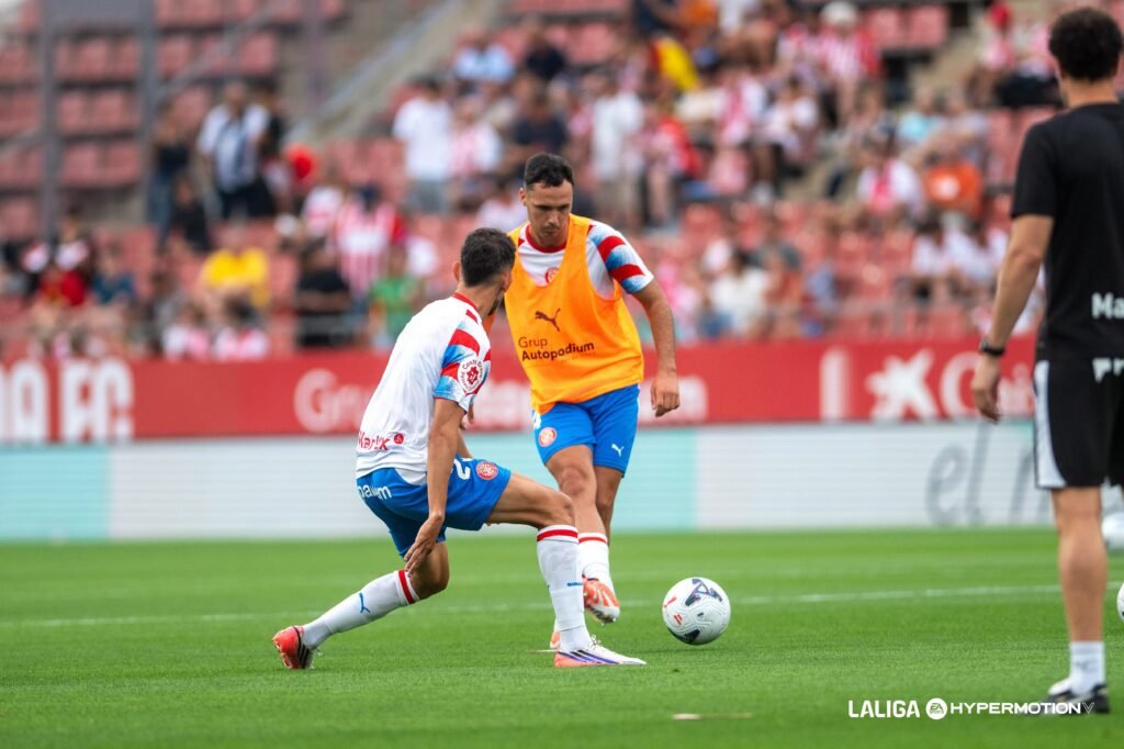 El Girona encarrila una importante salida en el mercado 1 El Girona prepara una nueva salida de un jugador talentoso.