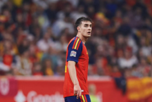 El exjugador del Real Valladolid, Iván Fresneda, debuta con la selección española.